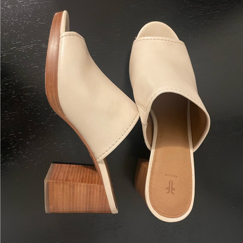 Frye Blake Mule Off White women size 10